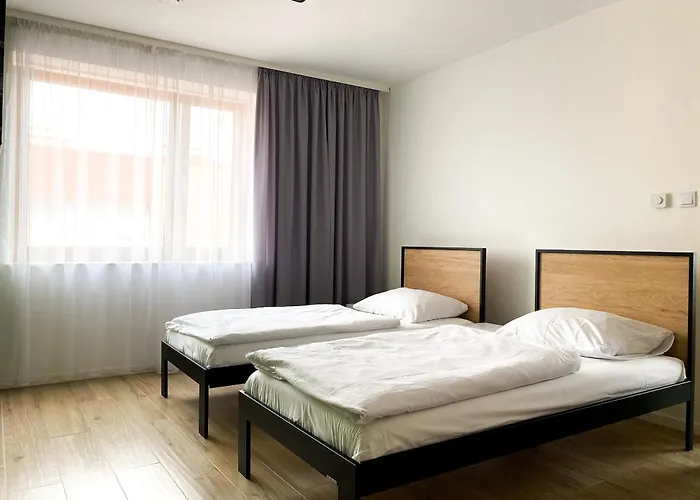 Tanie Noclegi Gliwice - Apartamenty Lowicka 28
