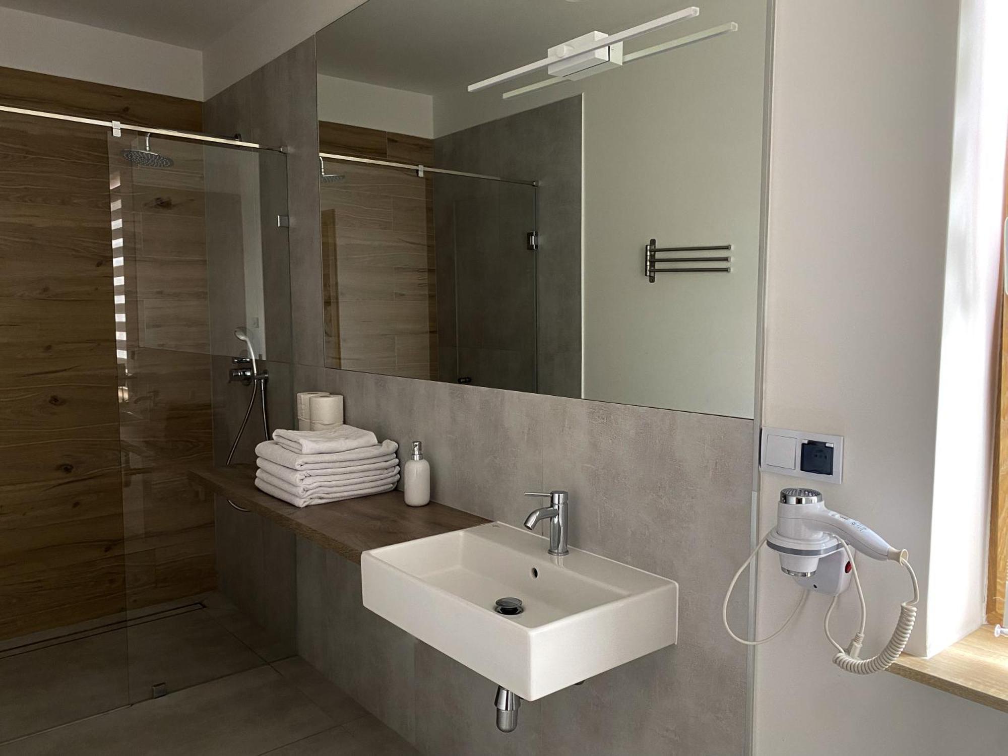 Tanie - łowicka 28 * Gliwice